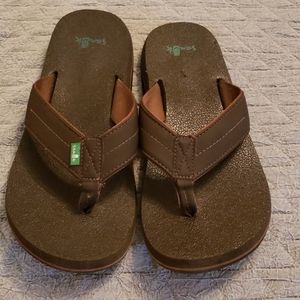 Sanuk Flip Flops Size 10